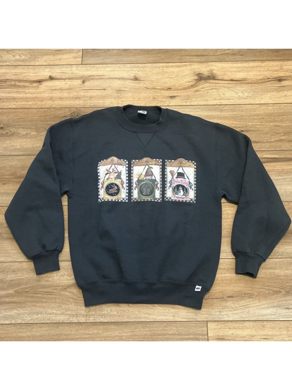 Russell Christmas Sweatshirt SZ Medium Green Reindeer Snowman Grandmacore Vtg